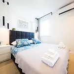 아파트 Sea View In The Center With Free Parking