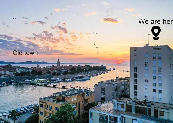 Apartment Sea View In The Center With Free Parking