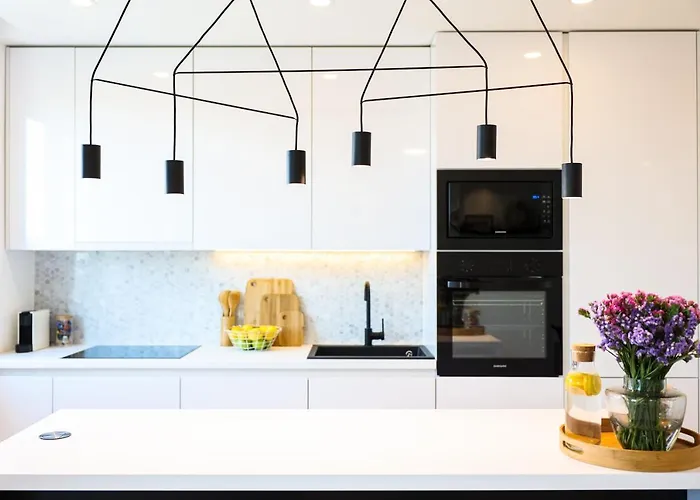 Sea View In The Center With Free Parking Apartment